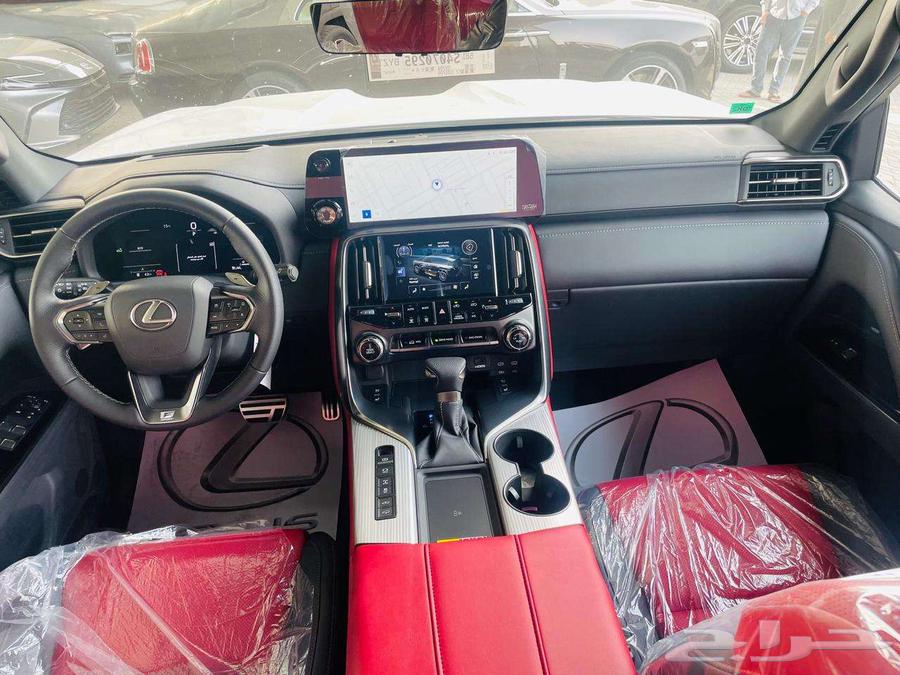 عرض خاص لكزس 2025 lx600 fsport بالنقد والتقسيط63753990642051113