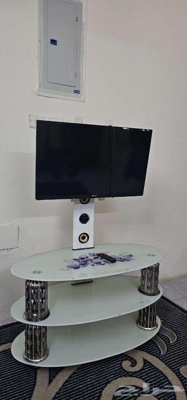 DANSAT Screen with Stand and Table63778096338178112