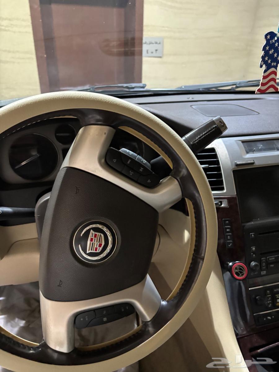 Cadillac Escalade 2008 model, clean used63768489589633113