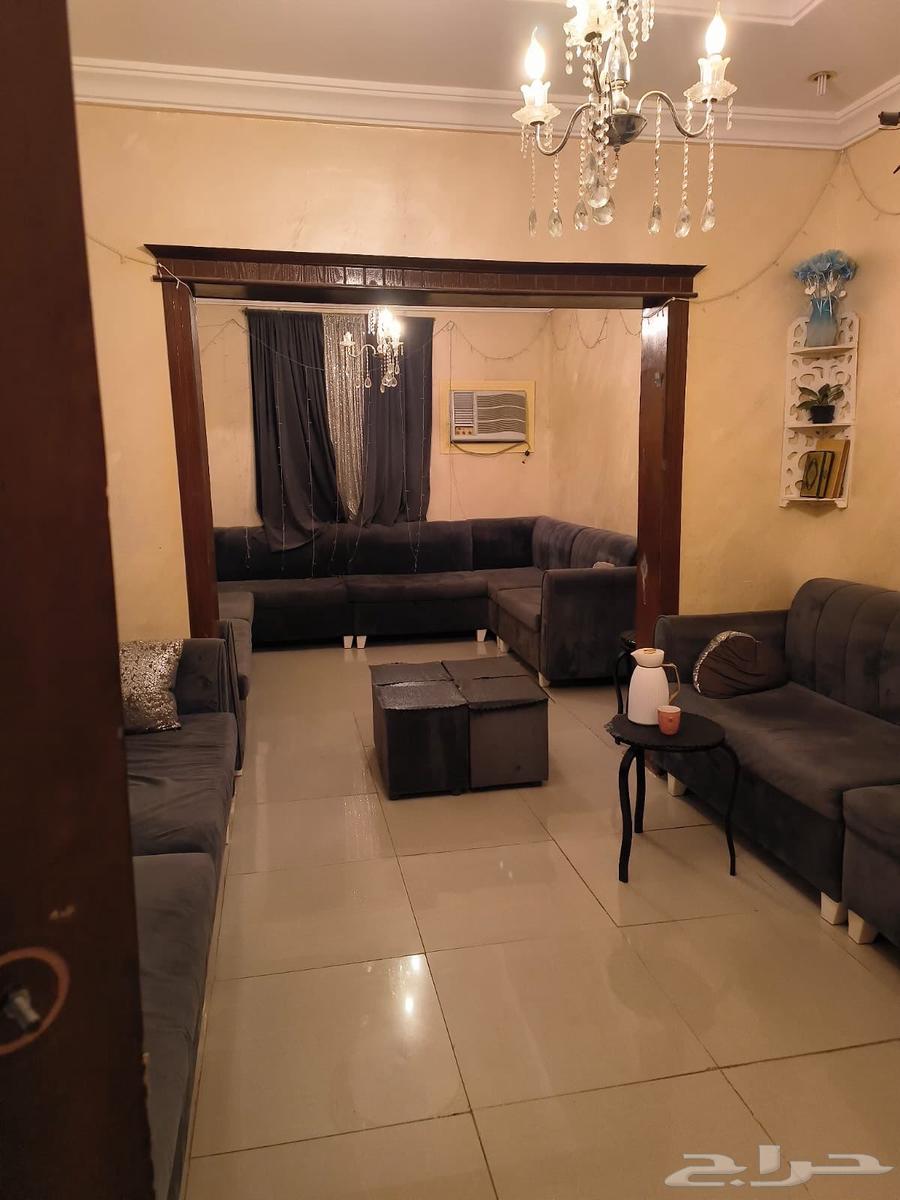 كنب 11 قطعه للبيع63700745008642110
