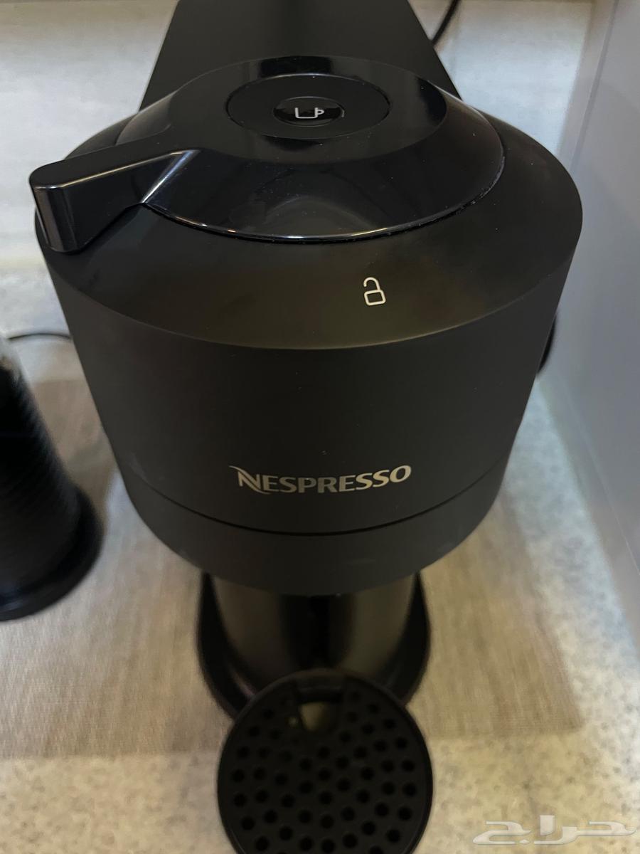 Vertuo Next Machine with Aeroccino - Matte Black63700936323841110
