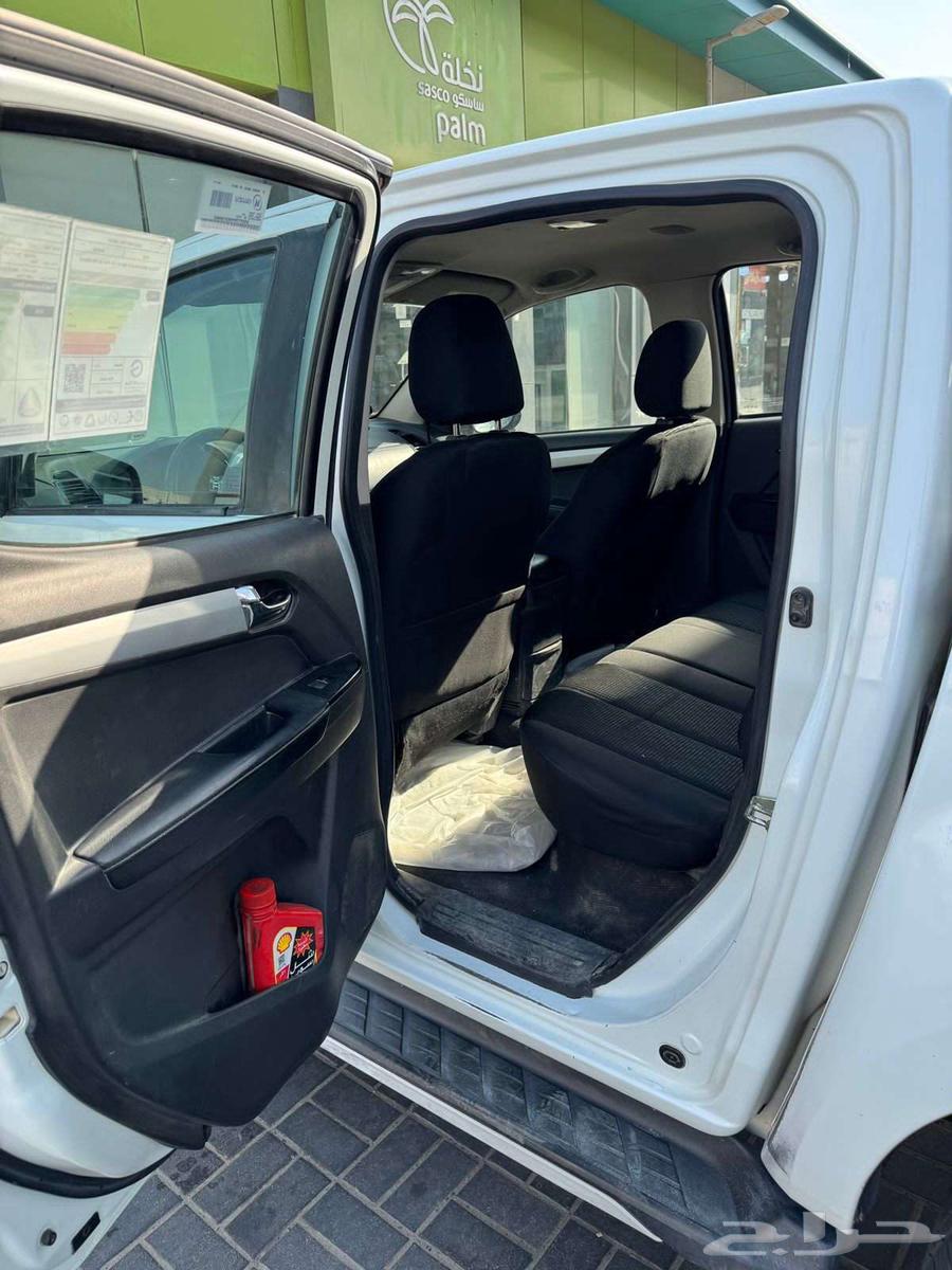 Isuzu d max LS 2020 model63777972509569111