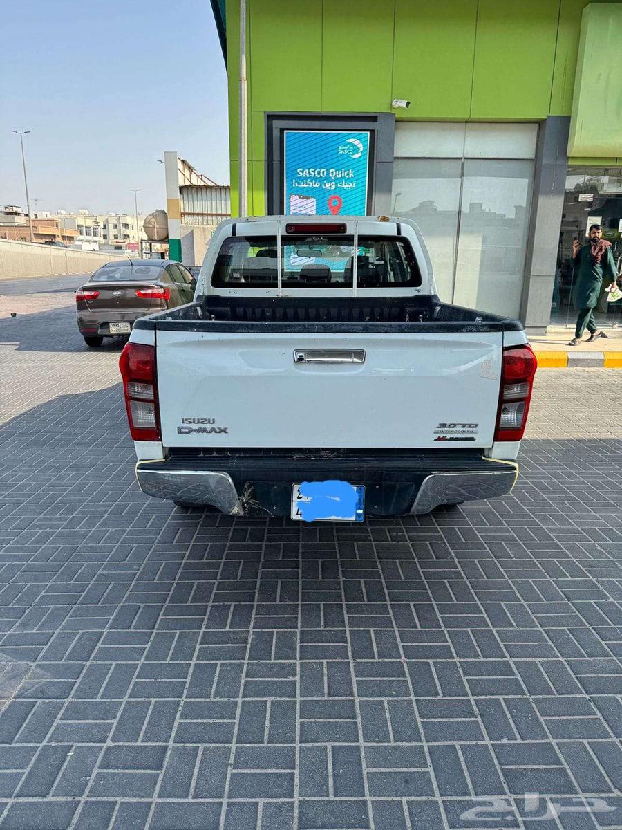 Isuzu d max LS 2020 model63777972509569110