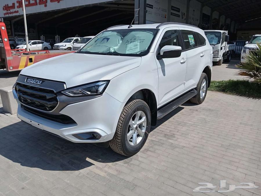 Isuzu MUX Full Double 2024 (Key Start)63764935032833114