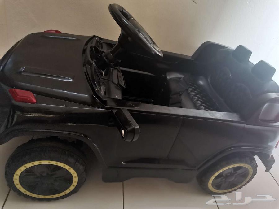 سيارة كهربائية كبيره للبيع المستعجل 80 ريال63701967148545113