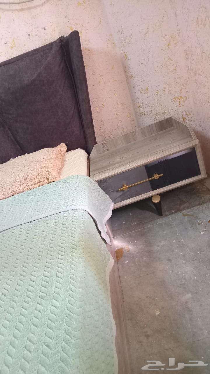 غرفة نوم وكنب للبيع المستعجل63713669390081114