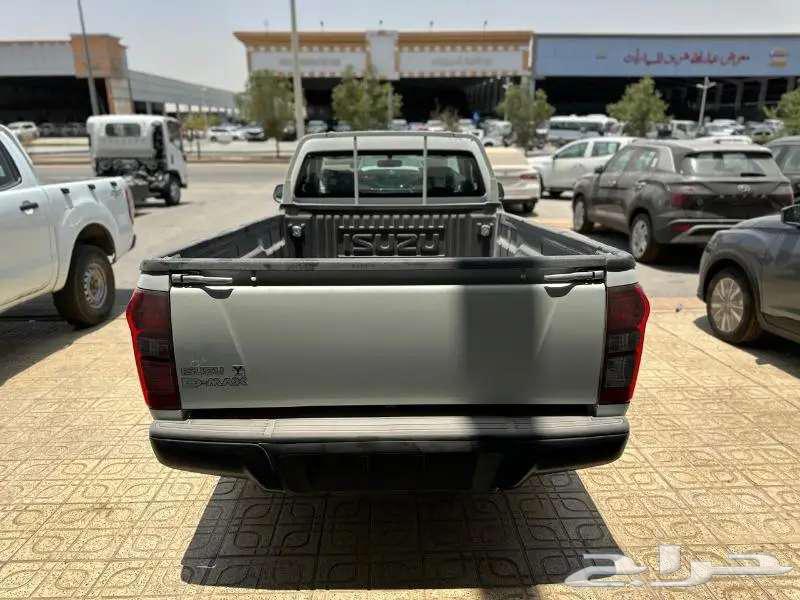 Isuzu GMR Standard 2025 Diesel Without Double Cab and Installment Available63784431688962112
