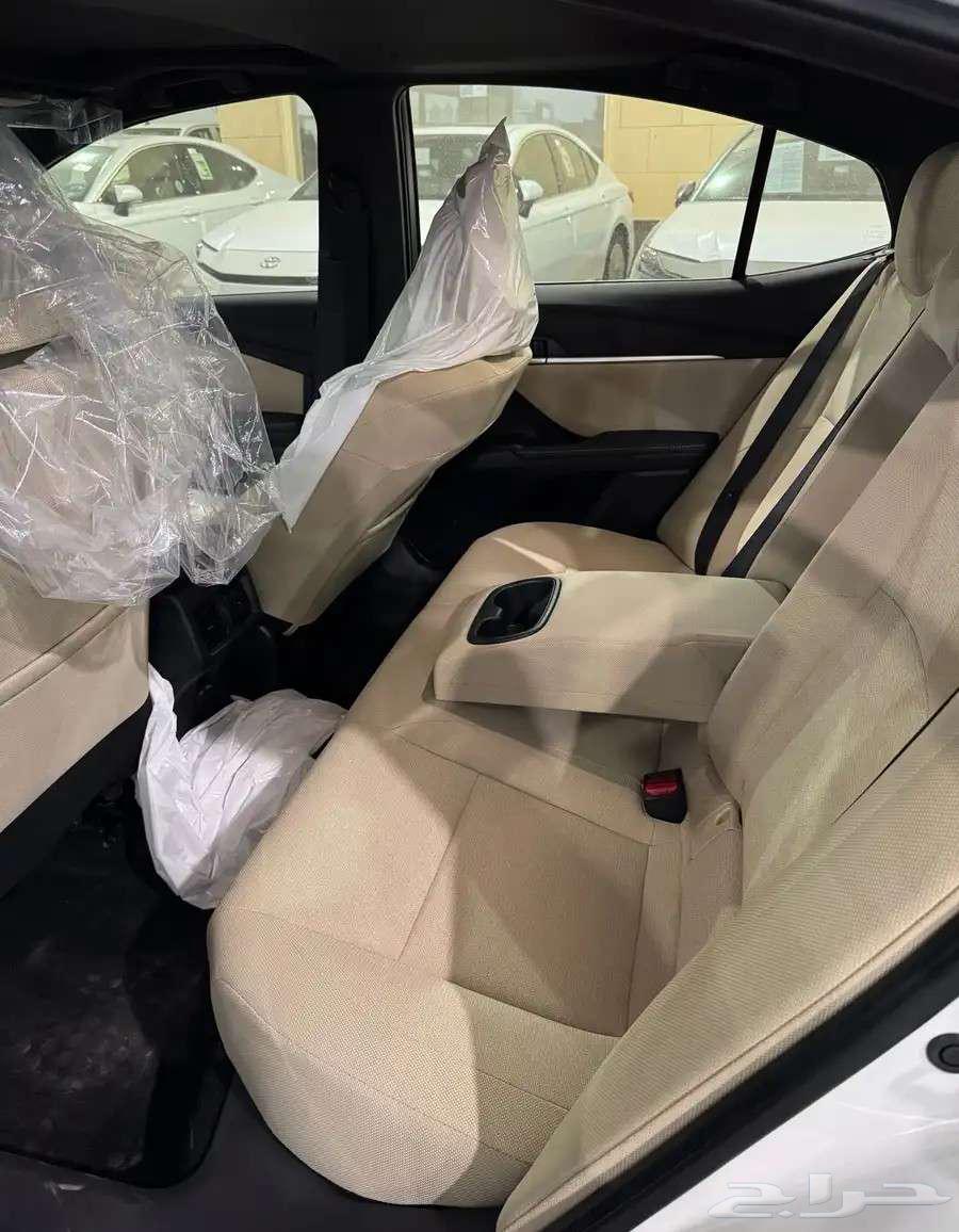 تويوتا كامري LE بنزين نص فل سعودي 202563784185614211113