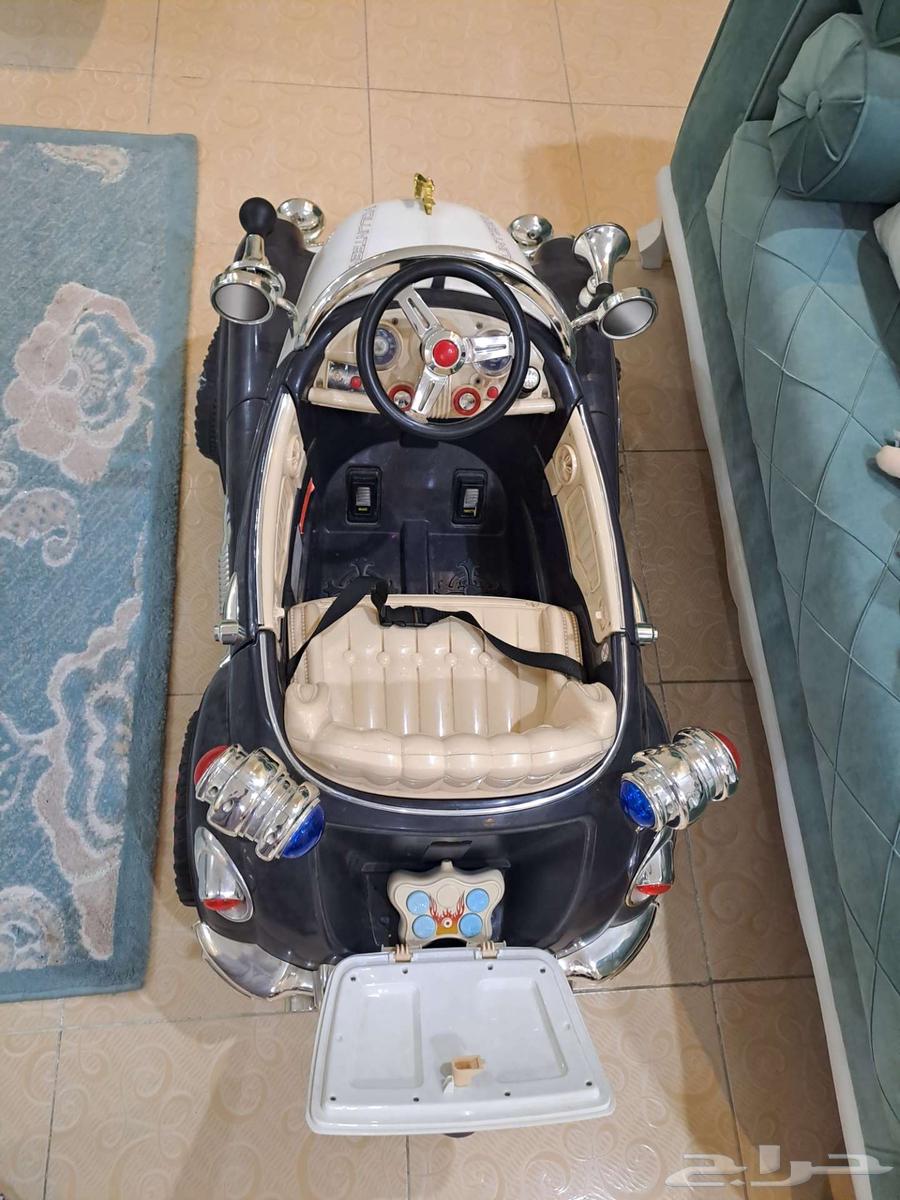 سيارة اطفال كهربائية ومكتب اطفال63708123362691112
