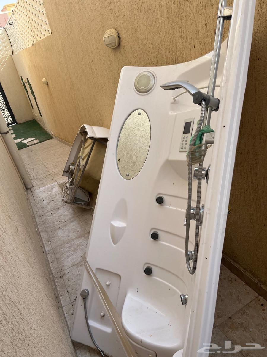 Jacuzzi, Muraush, and Troosh Base63715462904707112