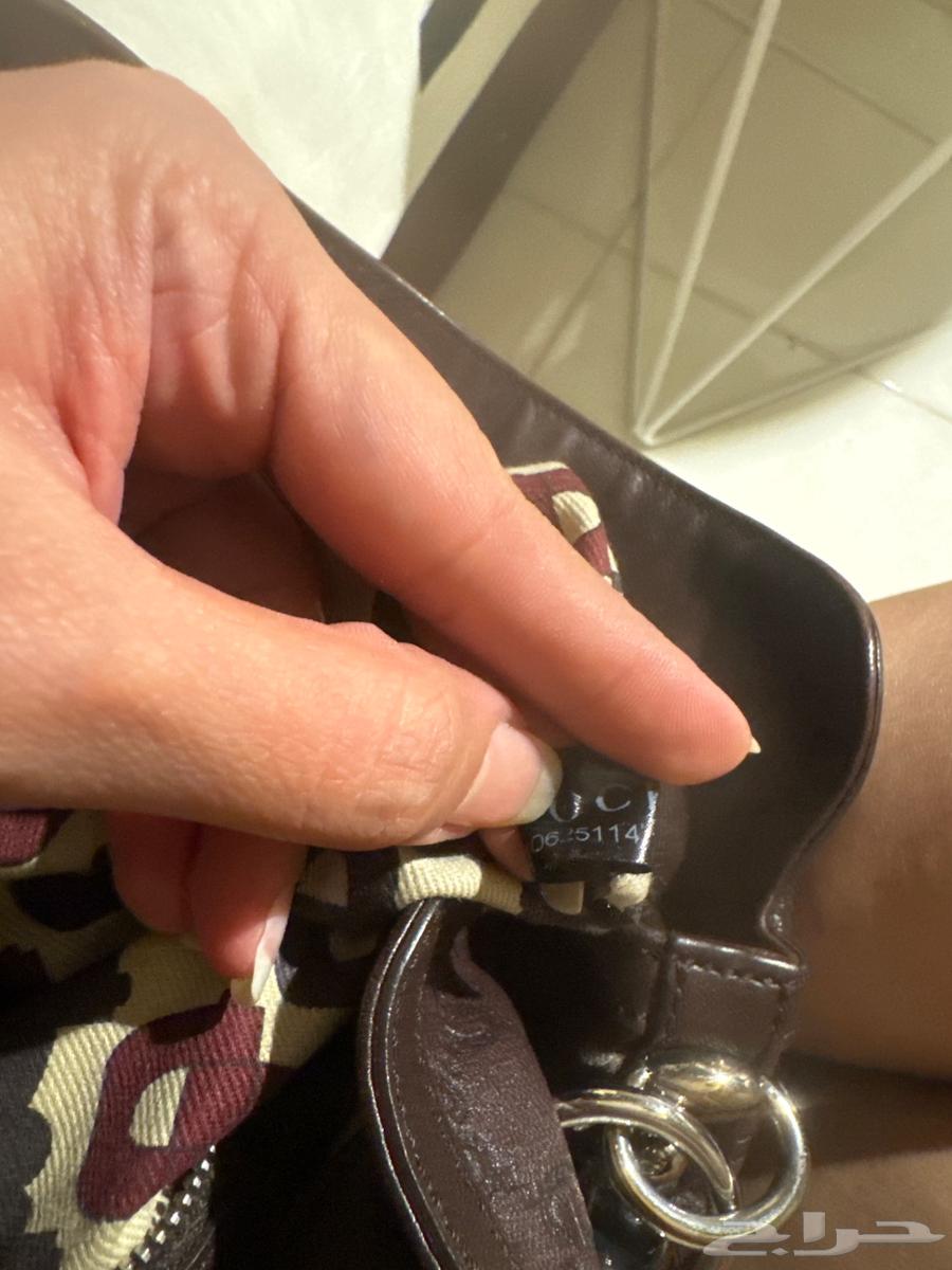 شنطة قوتشي اصليه نظيفه63717052362497111