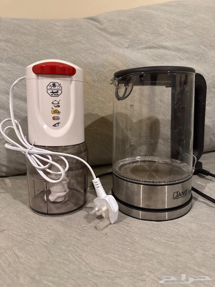 غلاية مستخدمه قليل ب 40 ريال وقطاعة خضار جديده 40ريال63718359707266110