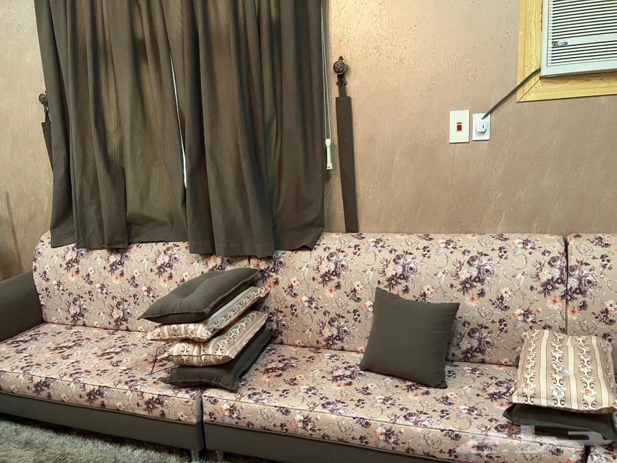 كنب أرضي وموكيت للبيع63708844430082113
