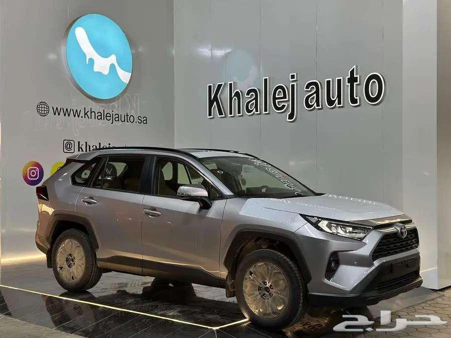 تويوتا راف فور XLE نص فل بنزين 202563783920809347110