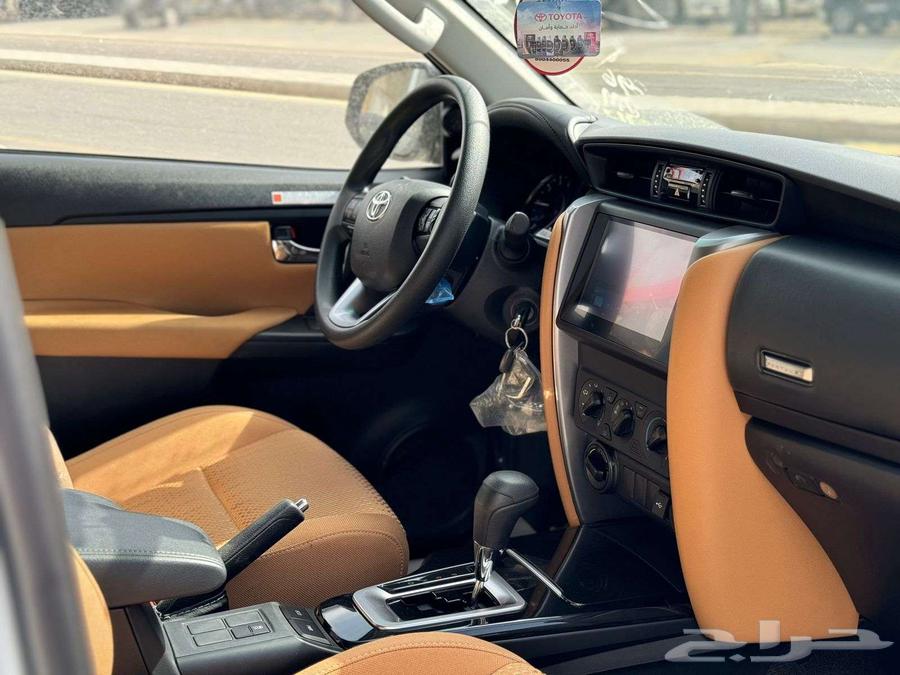 تويوتا فورشنر دبل بنزين gx2 2025 لدي شركة ابن ذياب للسيارات63787654215938113