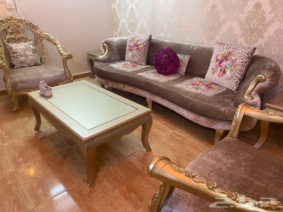 Classic three-piece sofa and three tables with clean fabric from Al-Qathmi63712319506818110