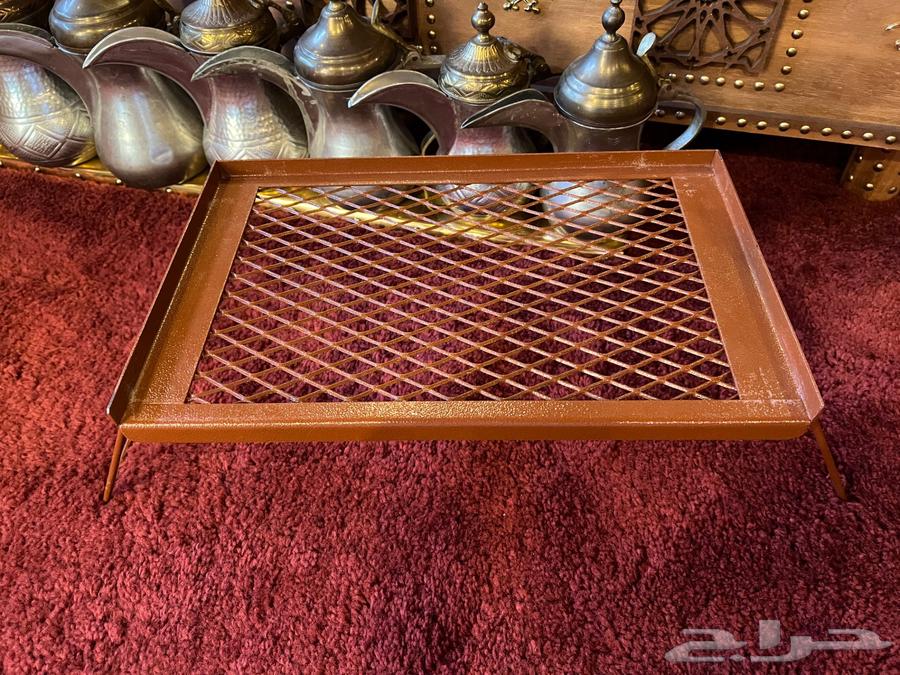 Very clean table for drying cups and spoons63713768825985110