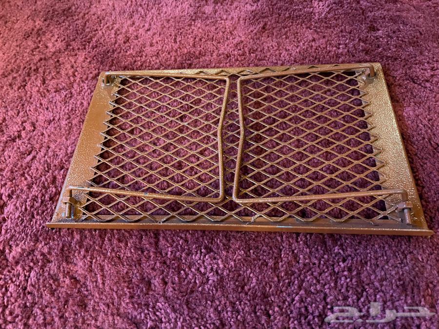 Very clean table for drying cups and spoons63713768825985113