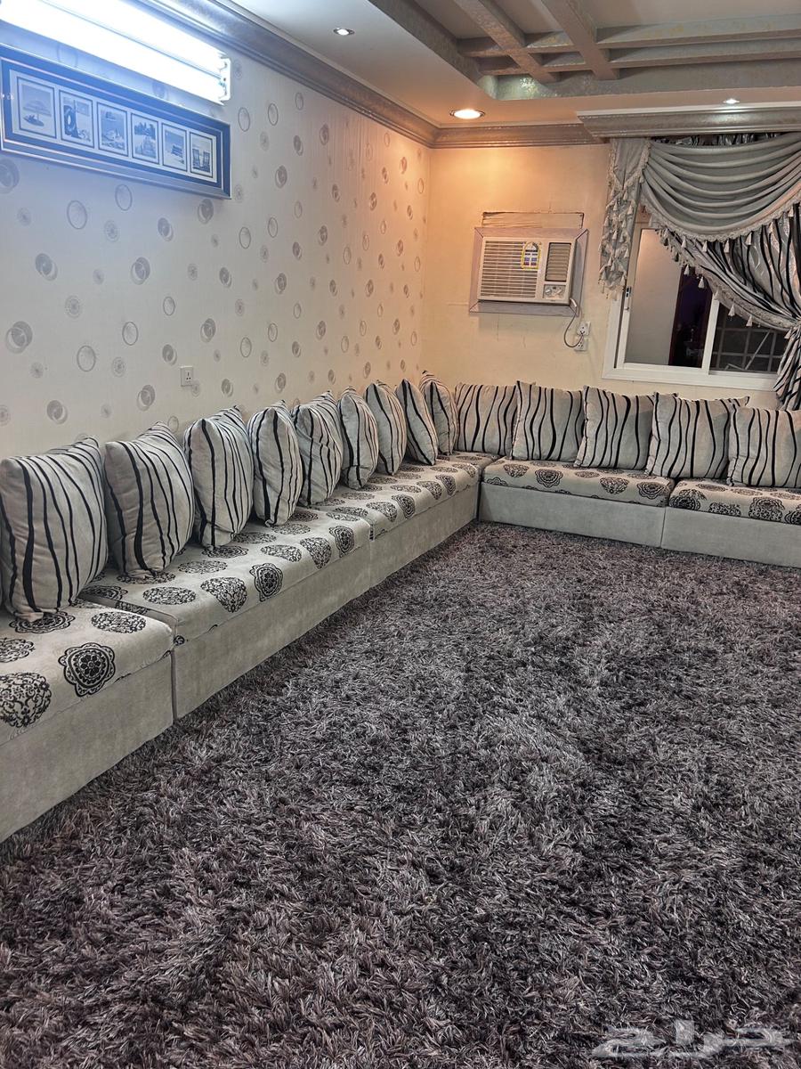كنب زاوية حرف L بحالة ممتازة نظيف جدا63719313423234111