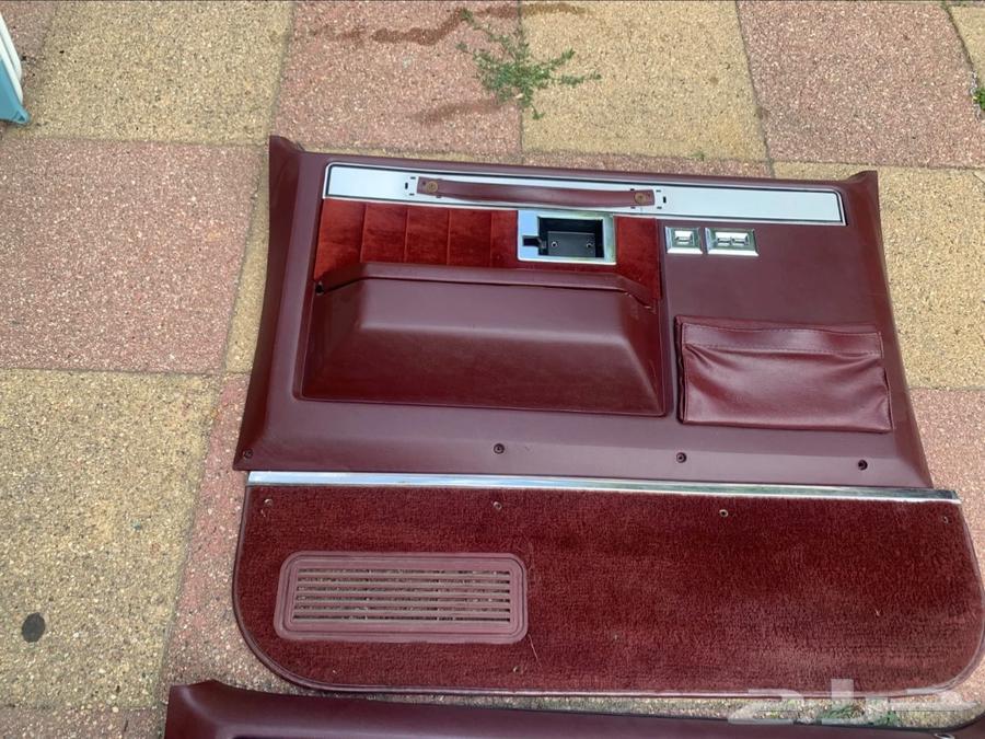 Clean, original Jeep door decorations63803798205826112