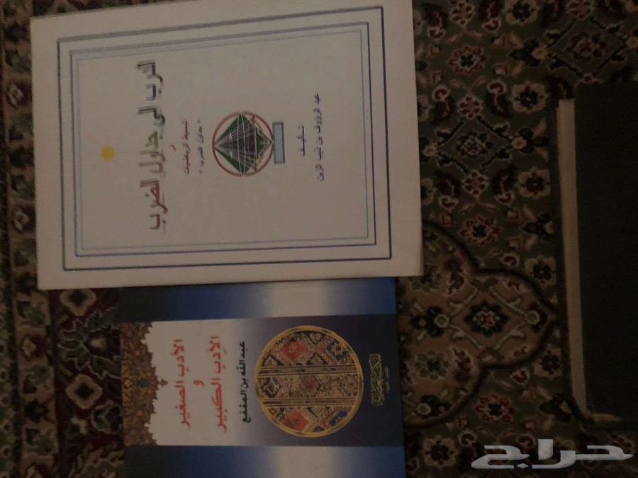 مجموعة كتب بين عربي وانجليزي63723631317762111