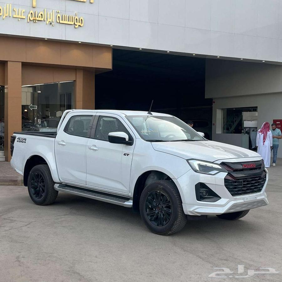 ايسوزو GT ماكينه 3.0 موديل 202563809034980098110