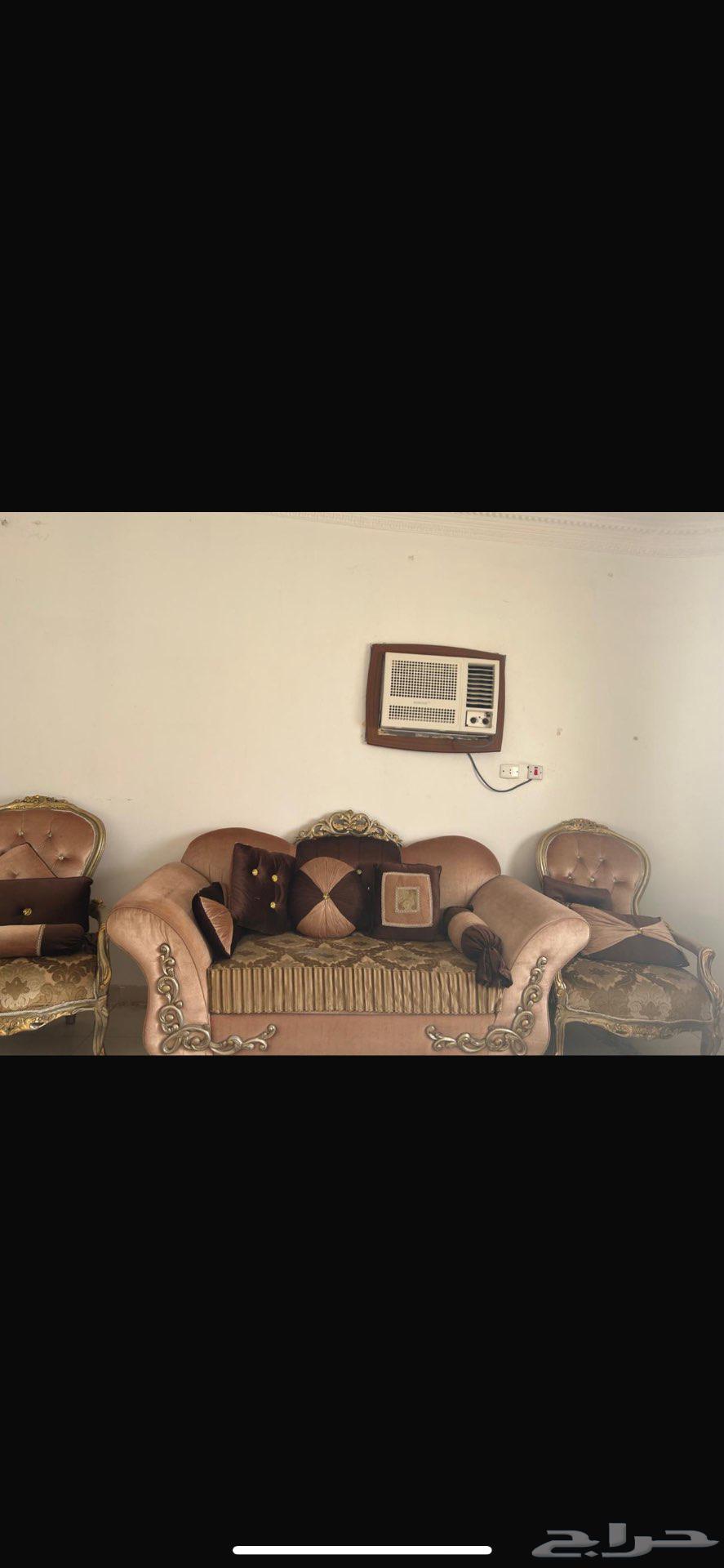 Sofa for sale complete with tables and curtain63740000970113111
