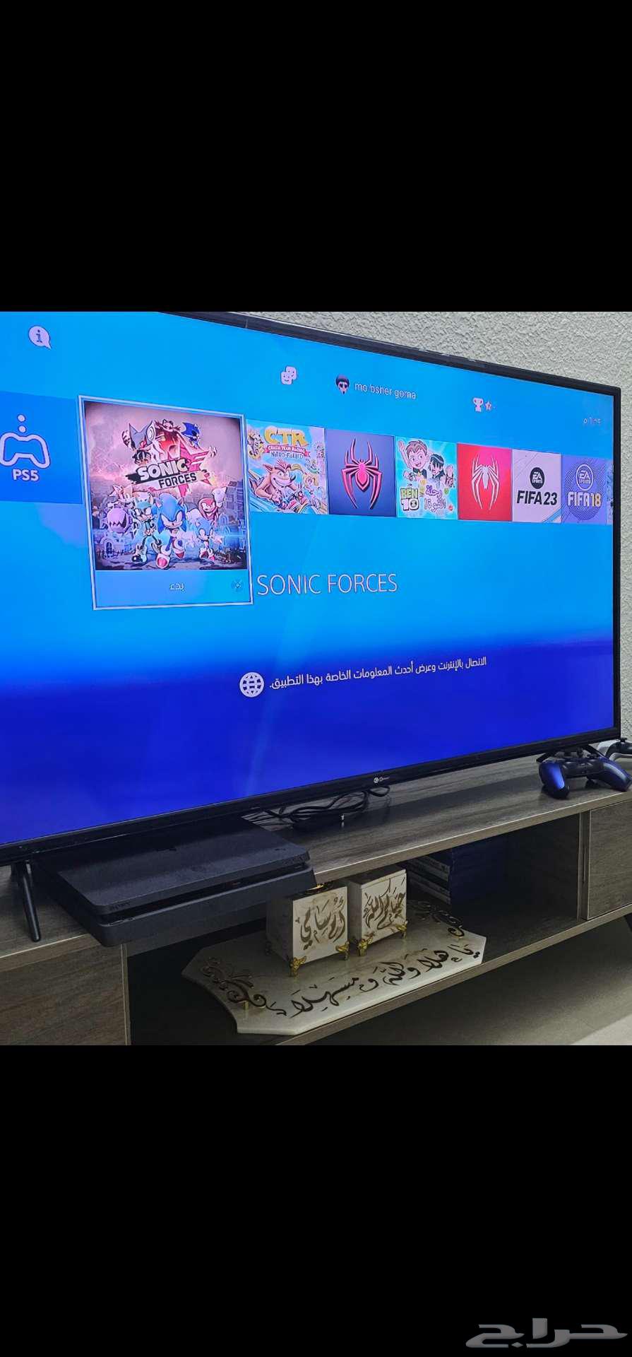 سوني 4 للبيع لم يدخل صيانة ابدا مع يدين63732743956481111