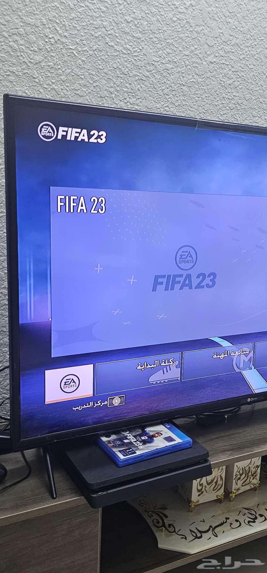 سوني 4 للبيع لم يدخل صيانة ابدا مع يدين63732743956481110