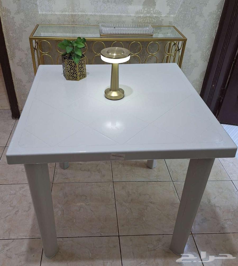 طاولةمتينةجدا بلاستيك قوي وسميك طلبتها189من الموقع من اسبوع63733211196802111