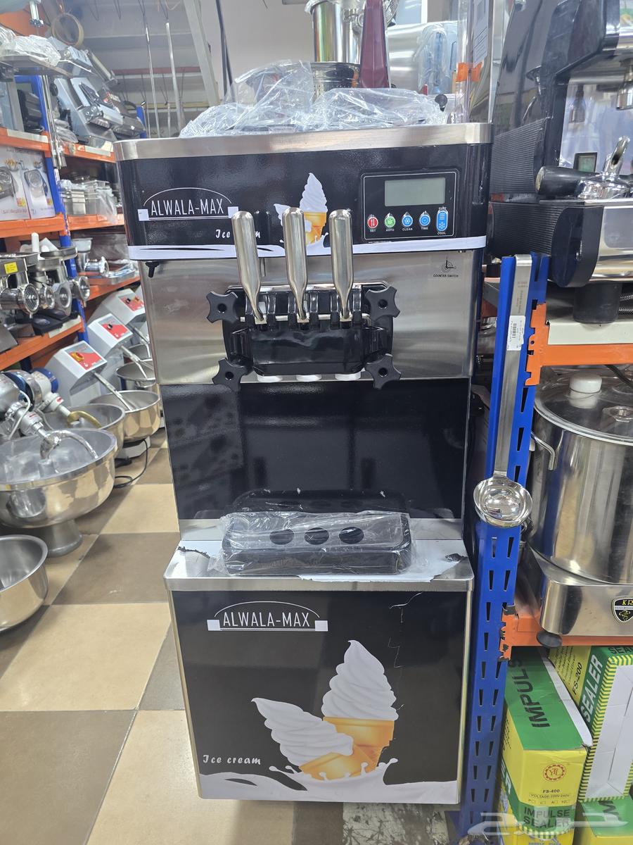 Ice cream machine with table and without table 2 compressor night cooling system63732649077507110
