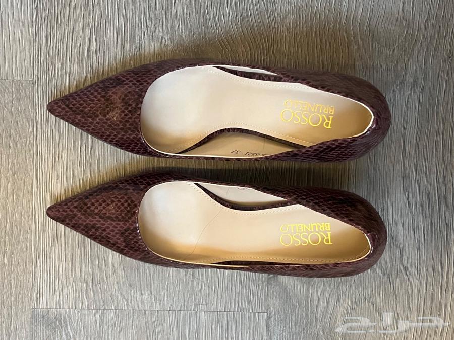 كعب لون عنابي برقندي جديد لم يستخدم63733574820482110