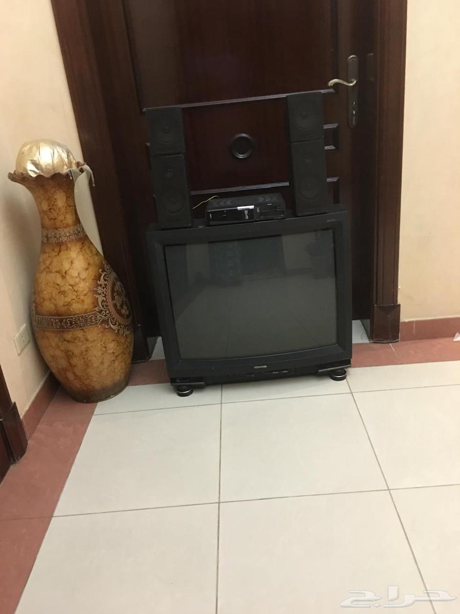 تلفزيون قديم (CRT) للبيع63746861406978110