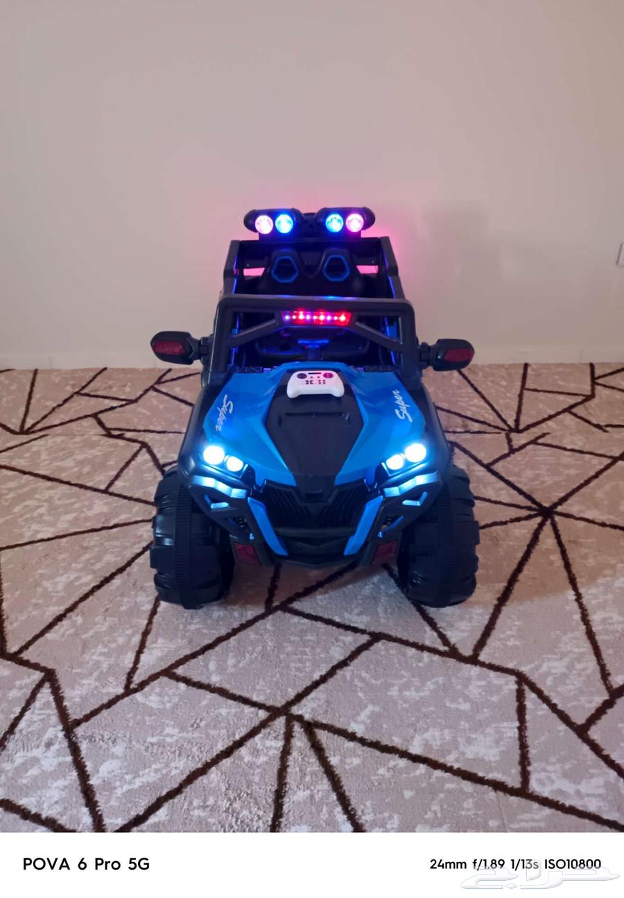 للبيع سيارة أطفال كهربائية لعمر 3سنوات وفوق63744315830147112
