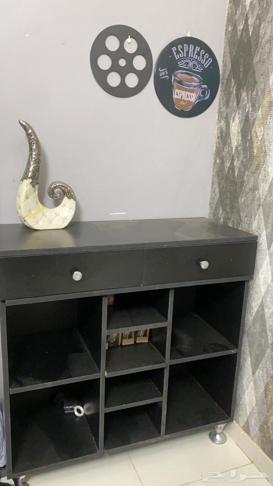 الطايف سريرين ممتازه وطاولة ركن مقهى وكرسي ودولاب ملابس63745065271939114