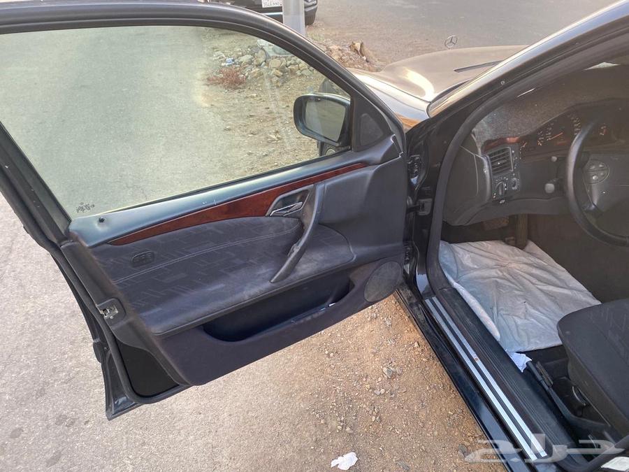 مرسيدس e240 shoting break63853182094594112
