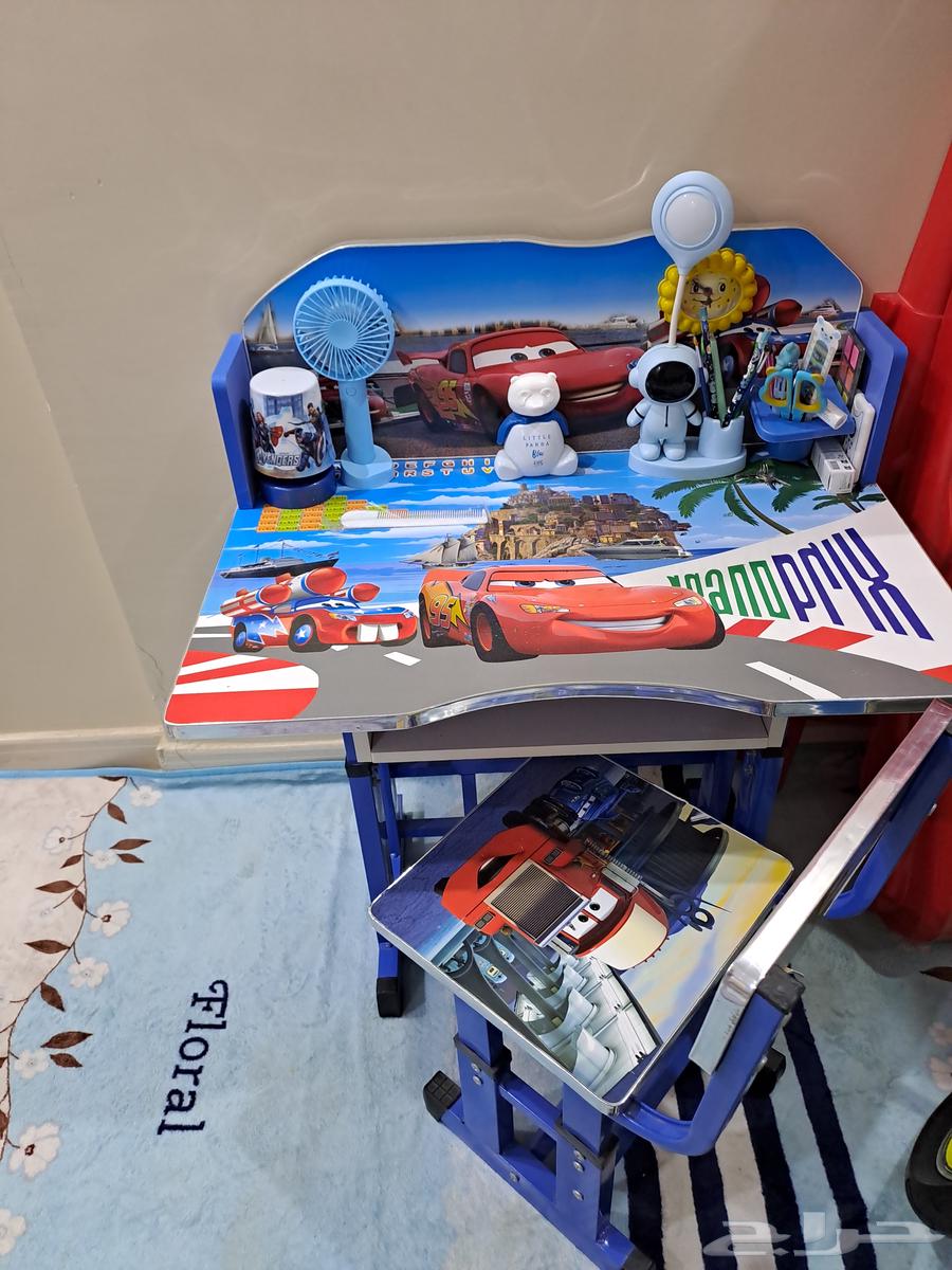 سيارة اطفال كهربائية ومكتب اطفال63708123362691114