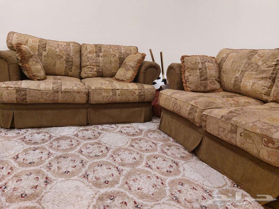 كنب 4 قطع للبيع في جدة والمفارش مجانا63760109126657112