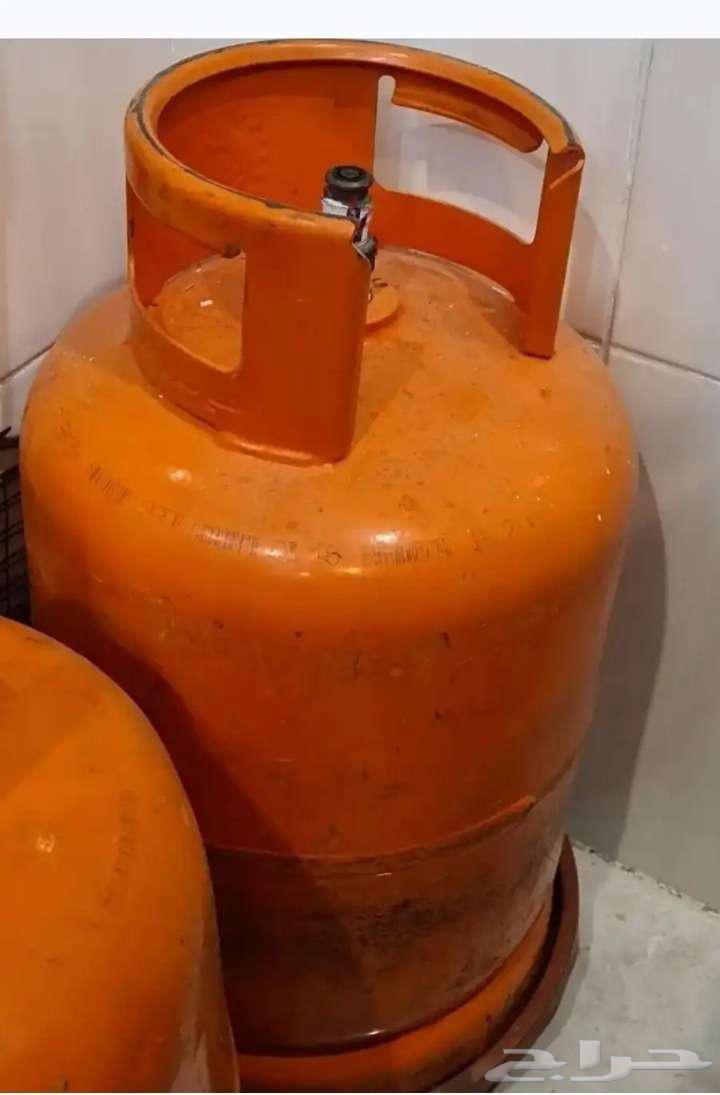 للبيع بوتجاز وانبوبه غاز بسعر 350 ريال للتواصل63766440170370110