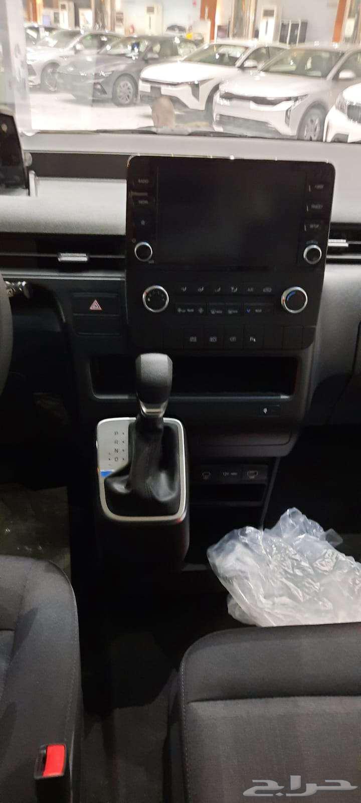 Staria 2025 Diesel 2.2 (9 Seater) 127,650 including tax. Lowest price63618044998017111