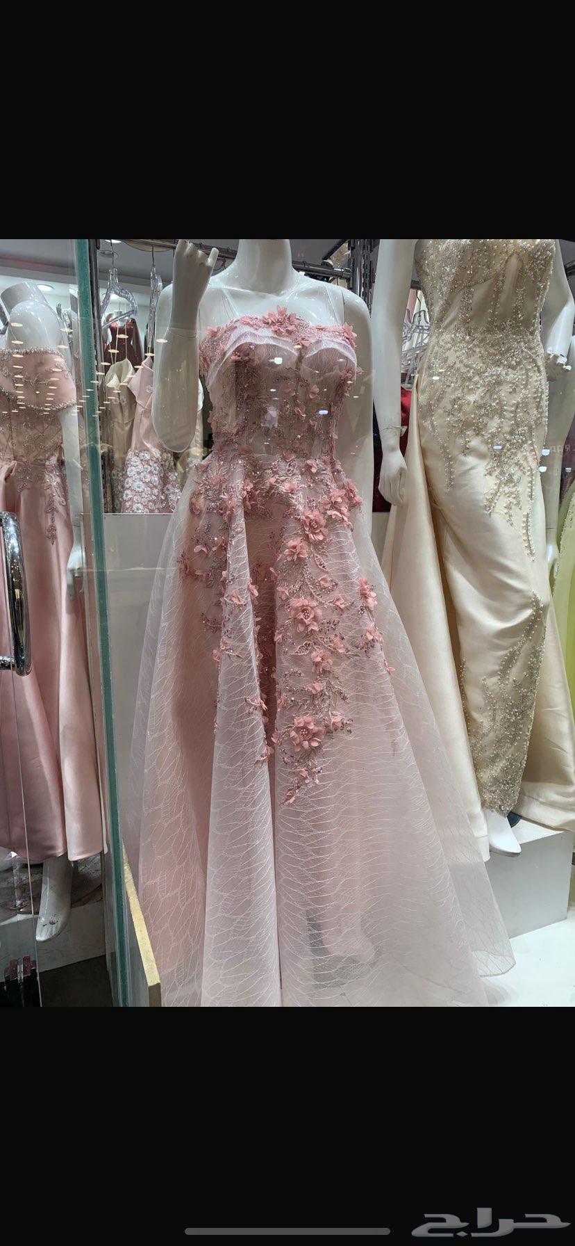 A new dress that has never been worn63619058716675115