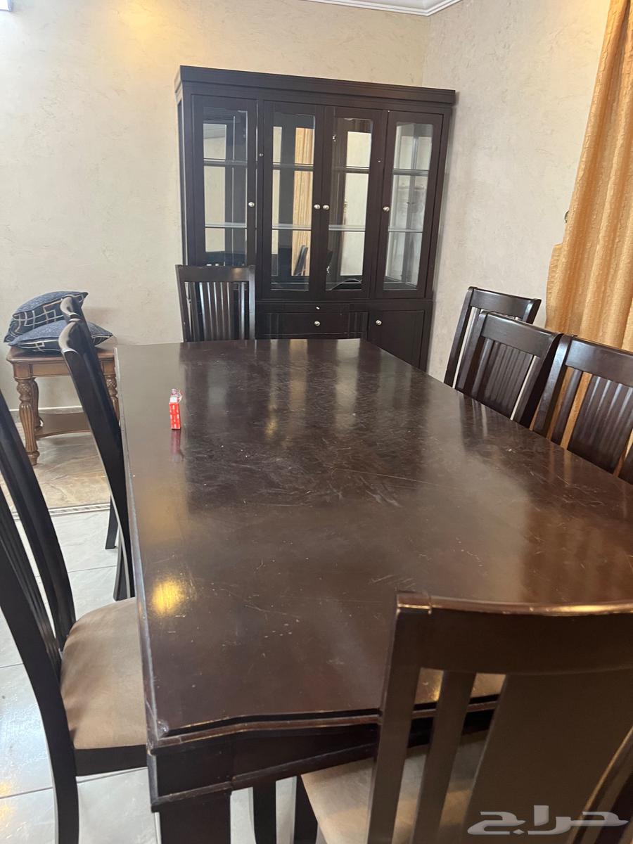 دولاب سته درف وأربعه سرير نفر وطاوله طعام ثمانيه كرسي63774204203905110