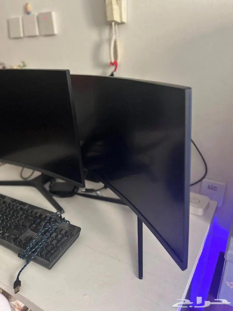 Complete gaming setup with two monitors for urgent sale63769916945153111