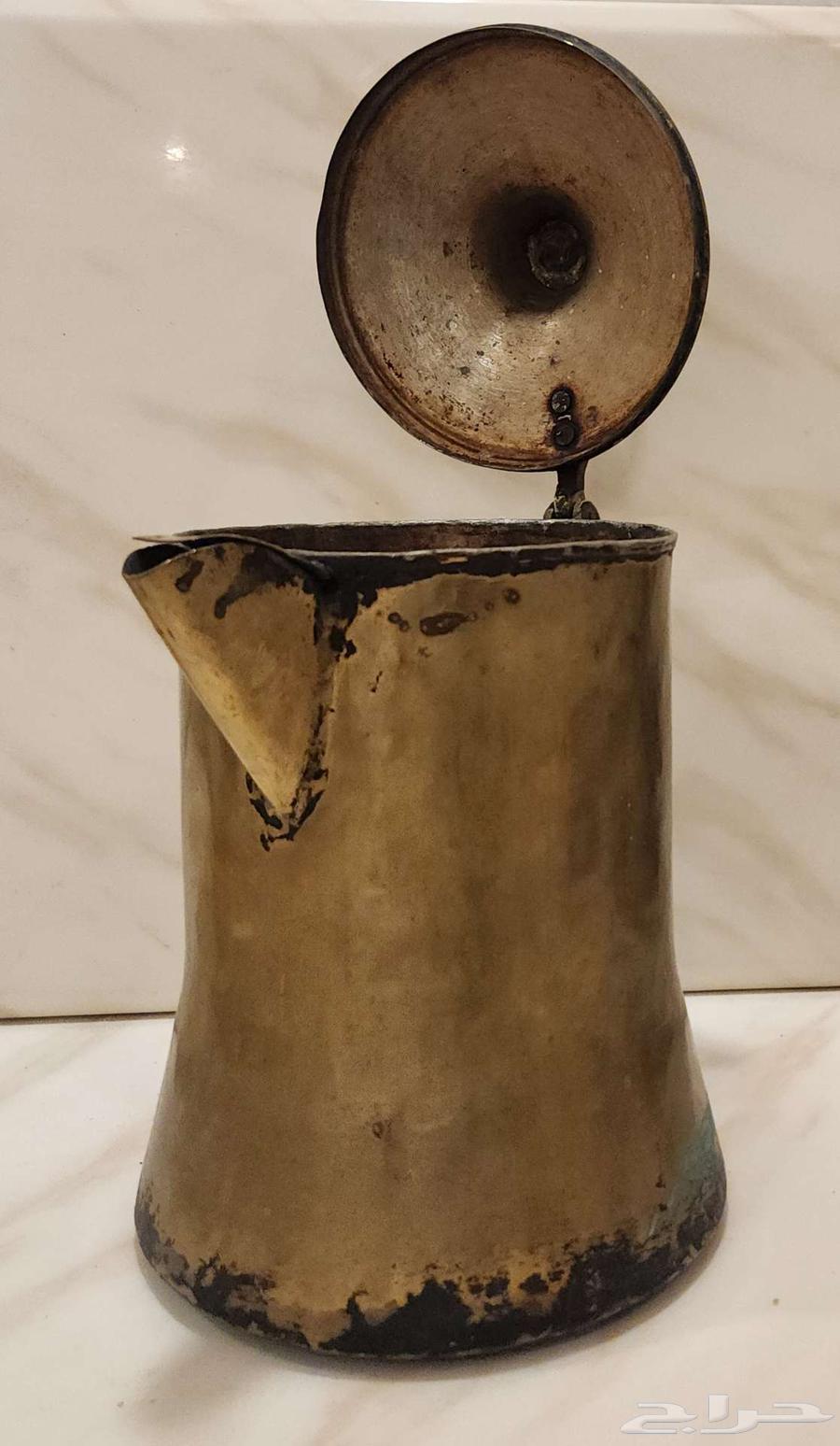 Sold, a large pot or old cooking pot, free of defects, beautiful and in good size63774493850755114