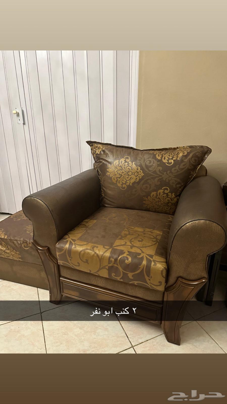 كنب مستعمل ع شكل L مستعجل بسبب النقل63768921376131111