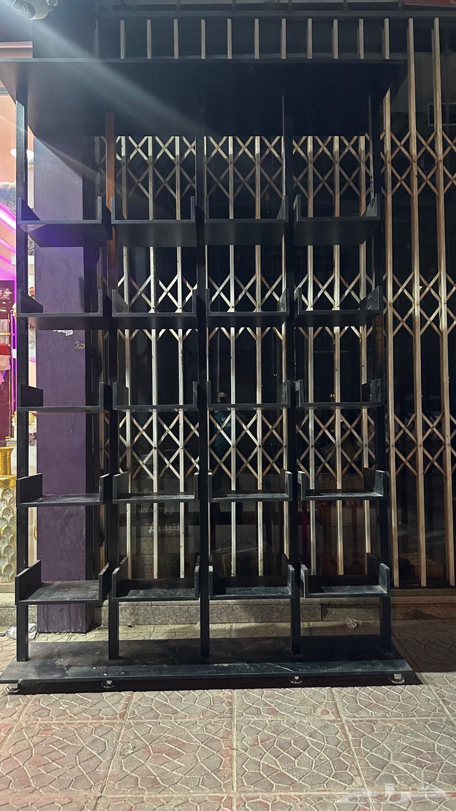 Storage shelves .. storage shelf63771690022275110