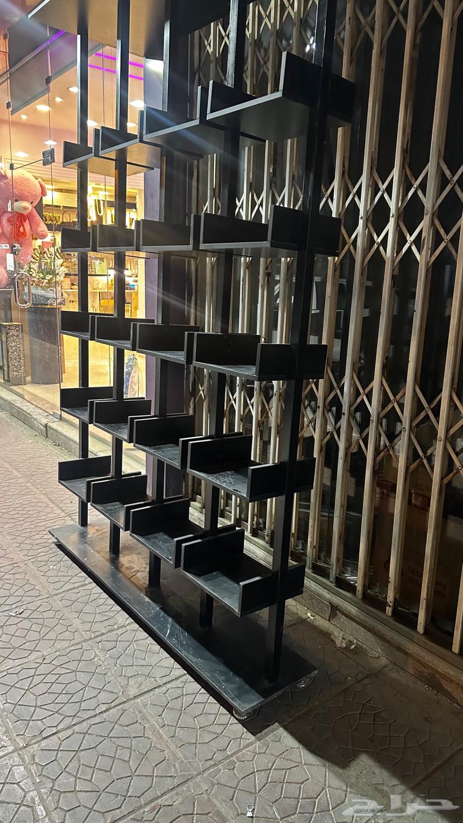 Storage shelves .. storage shelf63771690022275114