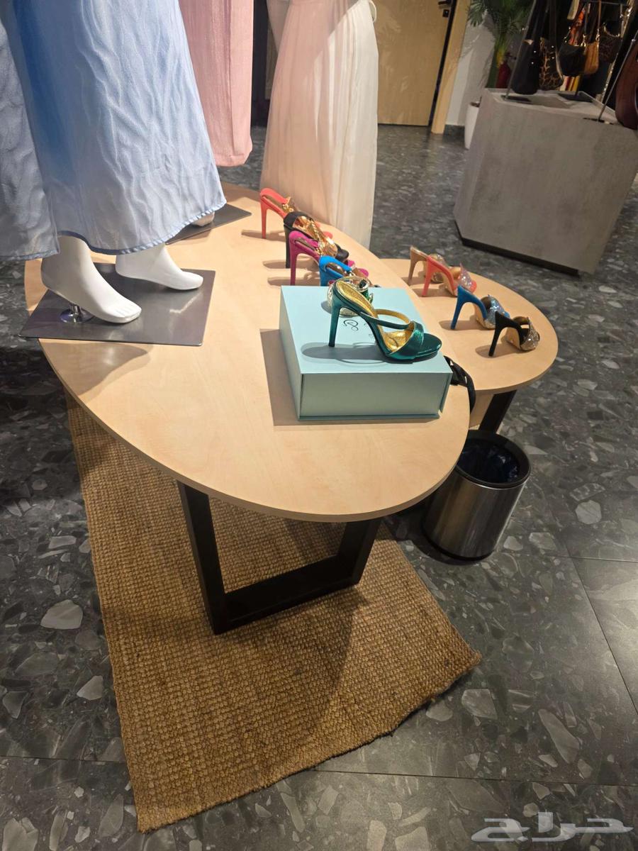 Display racks and tables for sale63779798454019113
