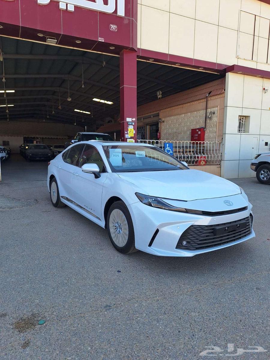 Camry LE Gasoline Sunroof 202563923829276419113