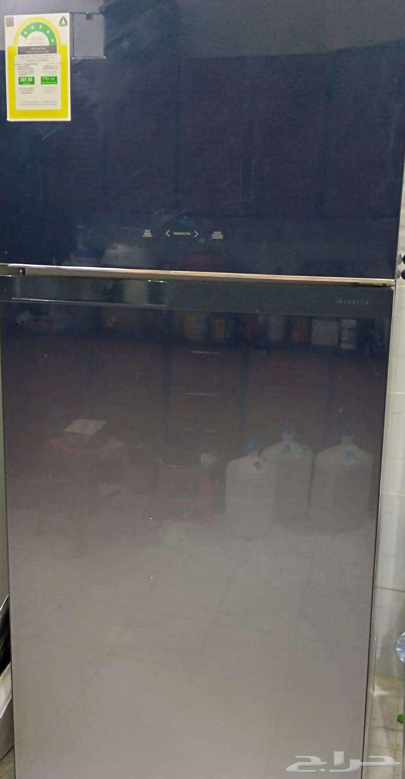 Toshiba 22 cubic feet refrigerator, works excellently, black color (gradient)63796557173633111